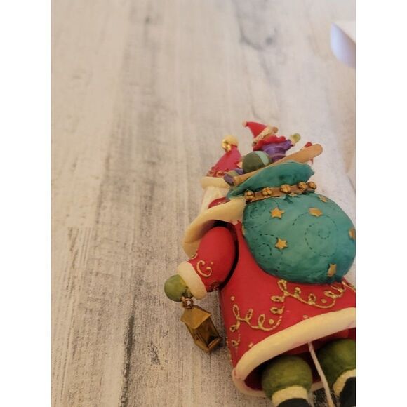 Hallmark Santa Yuletide Treasures 2006 ornament Xmas magic - Picture 8 of 9